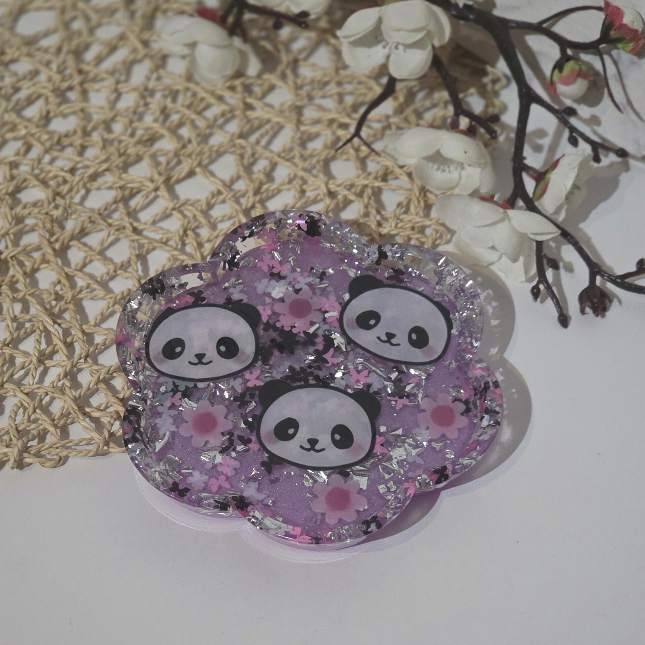 Coupelle Flora kawaii en résine époxy avec petits personnages - panda