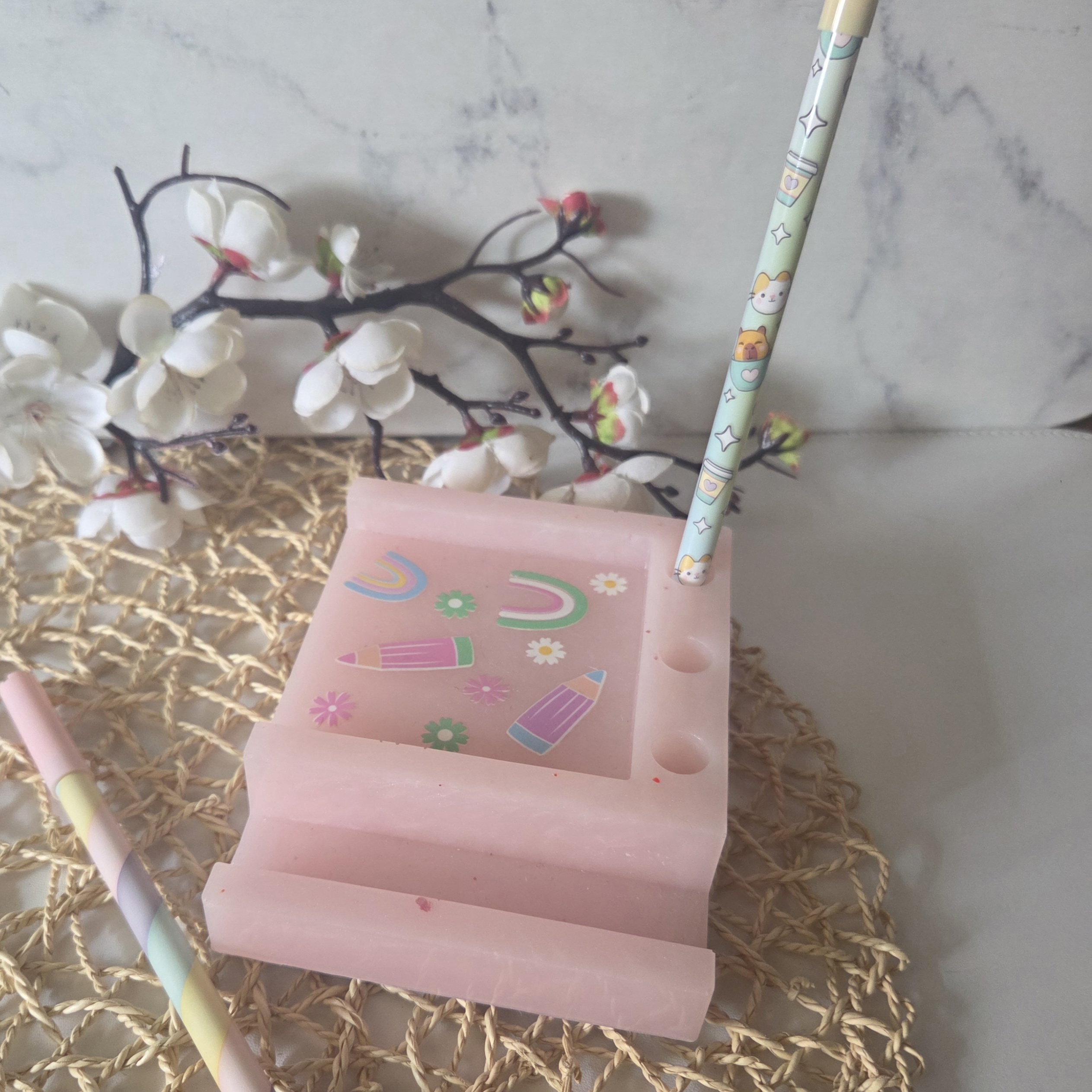 Organisateur de bureau en résine époxy avec Post-it et Stylos - rose